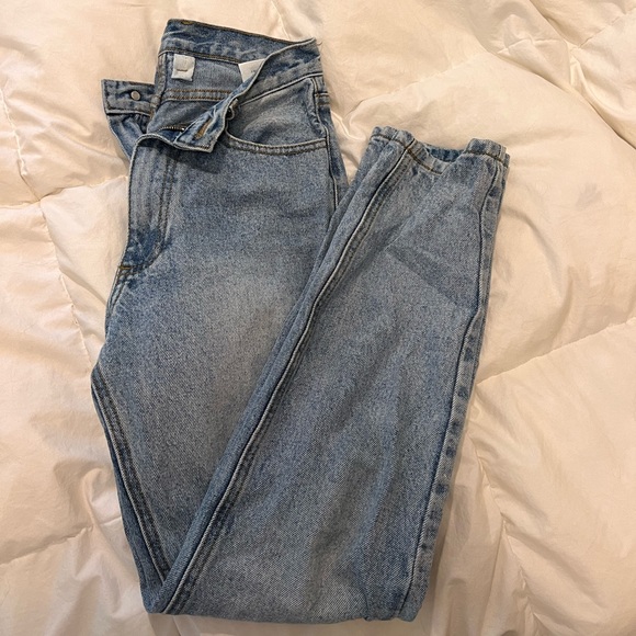 Brandy Melville Denim - Brandy Melville Jeans